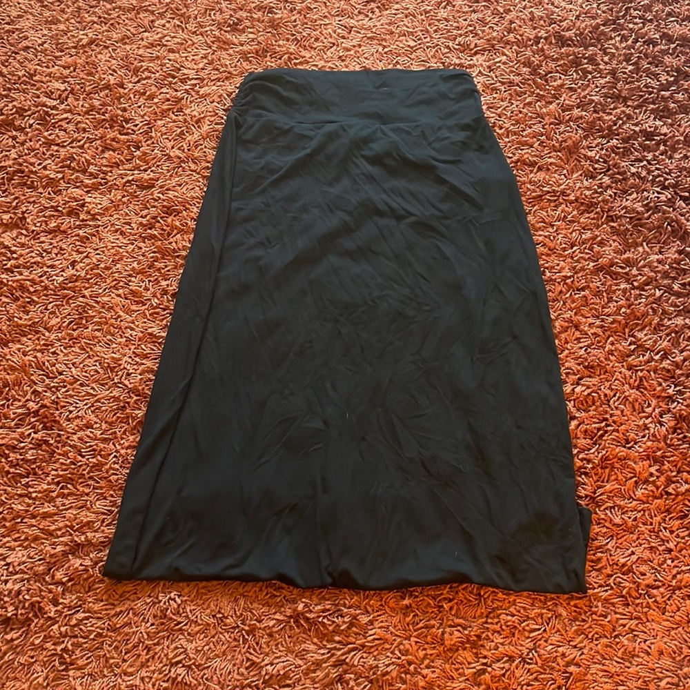 Long black skirt